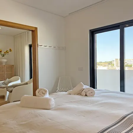 Solaris Exclusive By Junto Ao Mar