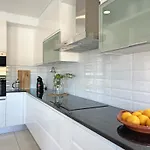 Solaris Exclusive By Junto Ao Mar טאווירה
